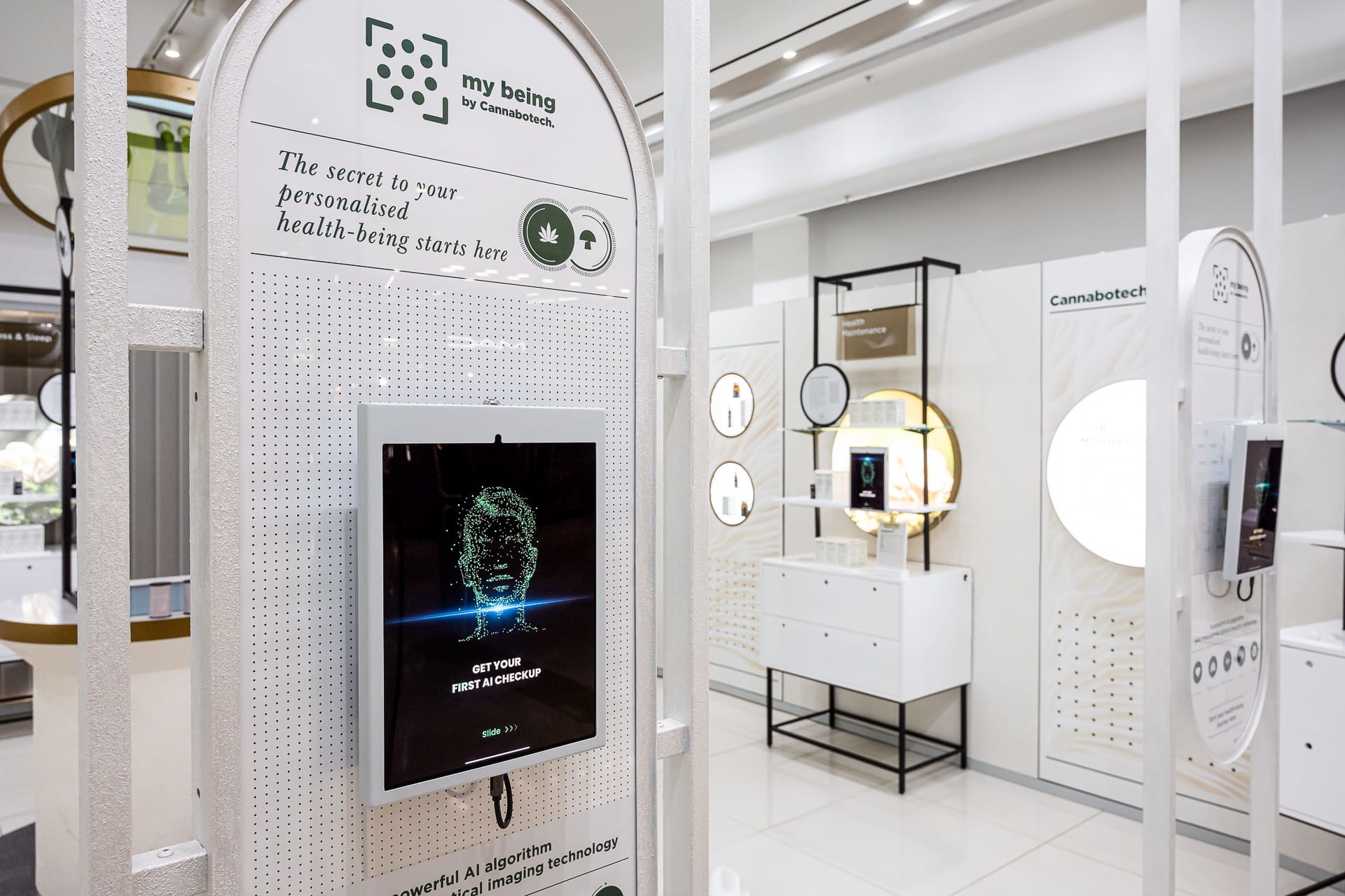 Cannabotech - Experiential Retail