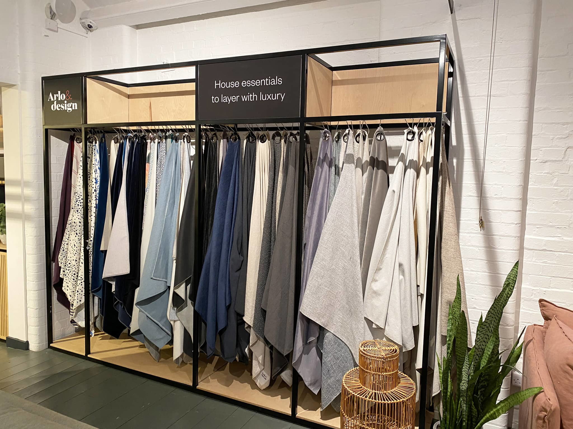 Arlo & Design - Store Design