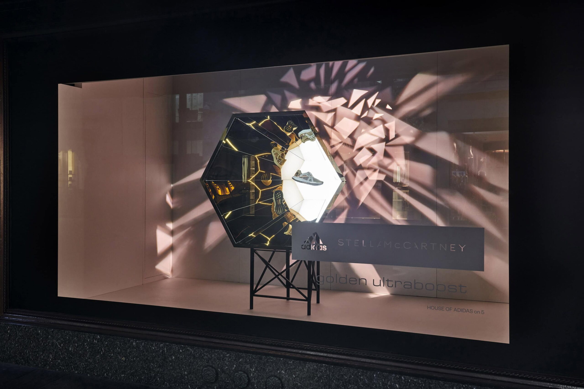 Adidas Stella Harrods - Design4Retail